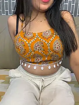 Riya-6969 online show from June 21, 2026, 4:35 pm