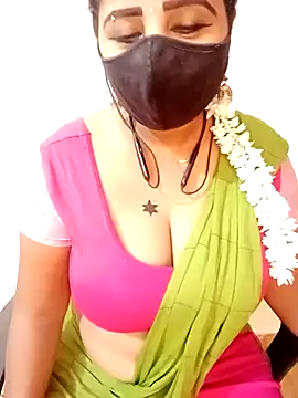 Snapshot of tamil_Vennila chatting on February 26, 2026, 10:04 am tamil Vennila online show from February 26, 2026, 10:04 am