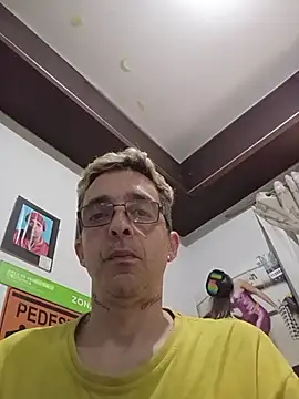 Snapshot of dinho_carioca chatting on June 14, 2026, 3:24 pm dinho carioca online show from June 14, 2026, 3:24 pm