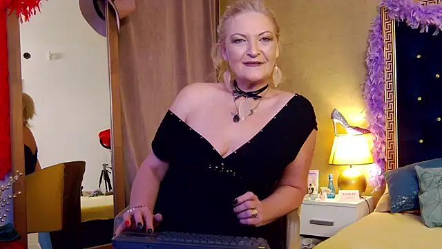 Allura Jenson online show from June 13, 2026, 9:24 pm