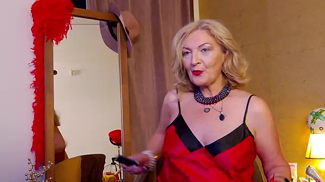 Allura Jenson online show from June 17, 2026, 9:03 pm