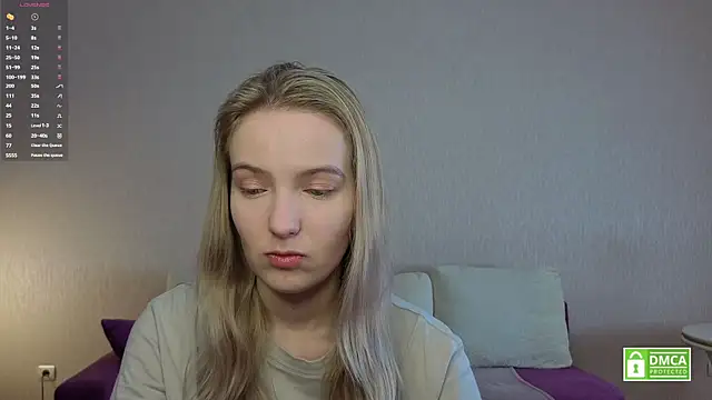 HongTomczak online show from June 26, 2026, 7:36 am