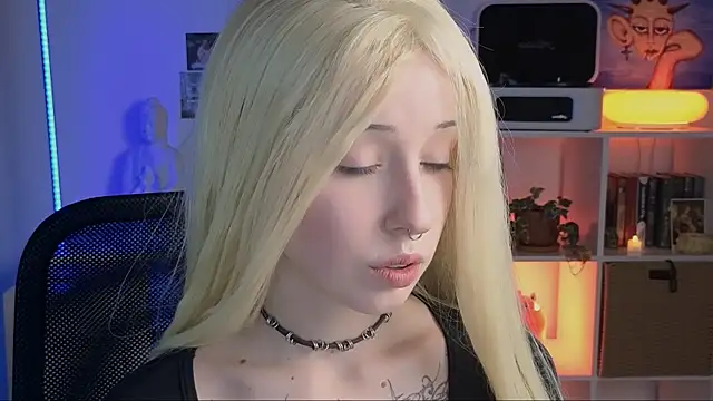 YukiMisa online show from June 24, 2026, 7:01 pm