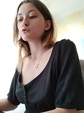 LillySvon online show from May 22, 2026, 3:54 pm