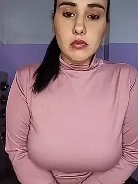 kariciasecreta online show from July 2, 2026, 1:28 am