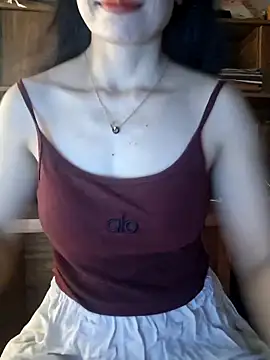 Snapshot of LazdyLy chatting on November 11, 2025, 11:49 am LazdyLy online show from November 11, 2025, 11:49 am