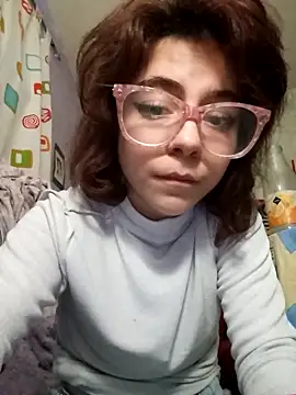 Snapshot of queencobra18_ chatting on November 21, 2025, 4:00 am queencobra18 online show from November 21, 2025, 4:00 am