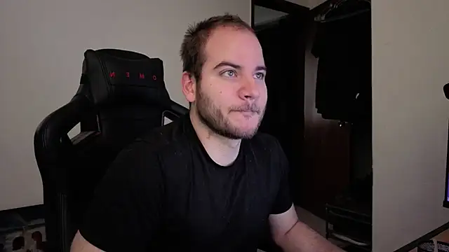 Paul00474 online show from November 14, 2025, 6:11 pm