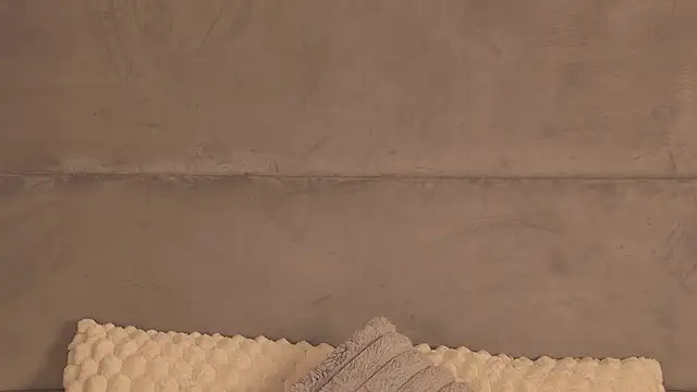 Snapshot of MadisonKroft chatting on March 6, 2026, 5:02 am MadisonKroft online show from March 6, 2026, 5:02 am