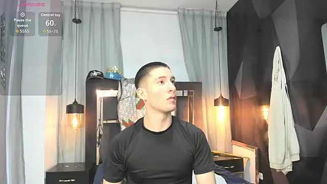 HunterHeat  online show from January 14, 2026, 11:36 am