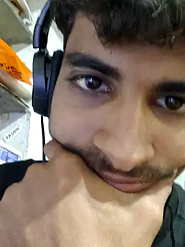 jitendra5834 online show from October 23, 2025, 5:39 am