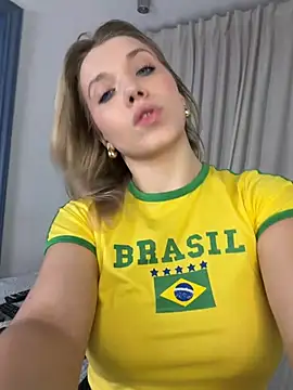 AlisaMyers online show from July 3, 2026, 6:09 am