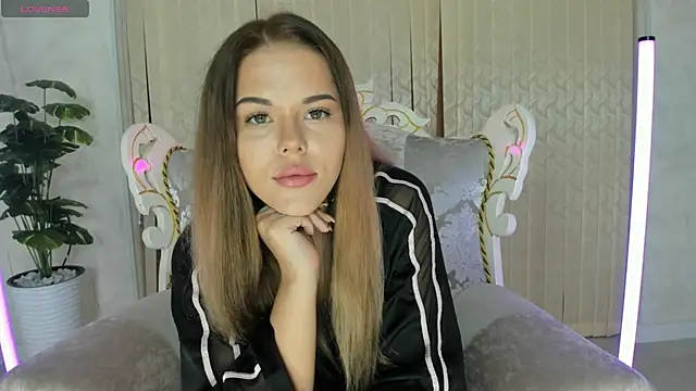 Snapshot of sikorasona chatting on October 27, 2025, 11:33 am sikorasona online show from October 27, 2025, 11:33 am