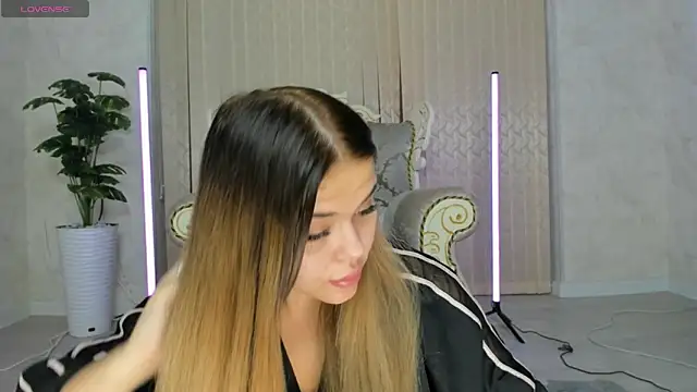 Snapshot of sikorasona chatting on October 29, 2025, 11:31 am sikorasona online show from October 29, 2025, 11:31 am