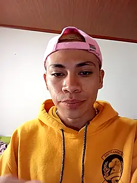 kittymutant99 online show from April 21, 2026, 6:14 pm