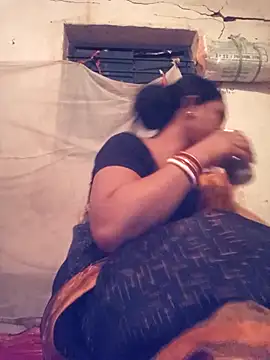 Notyriya7 online show from April 19, 2026, 3:13 pm