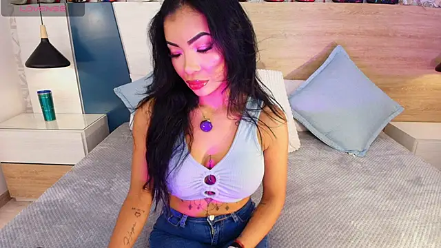 veronikali online show from June 25, 2026, 6:02 pm