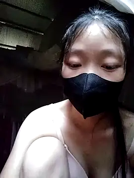 Snapshot of Phuoc_xx chatting on December 23, 2025, 6:34 am Phuoc xx online show from December 23, 2025, 6:34 am