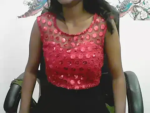 short girl  online show from June 8, 2026, 5:24 pm