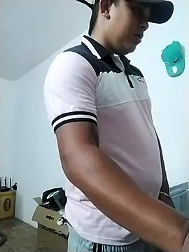 Alex man23 online show from September 24, 2025, 7:53 pm