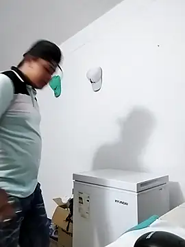 Alex man23 online show from September 27, 2025, 3:12 am