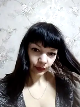 AliceSwan1122 online show from June 11, 2026, 5:32 pm