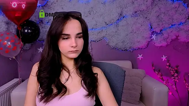 ariana ross7 online show from June 20, 2026, 9:36 am