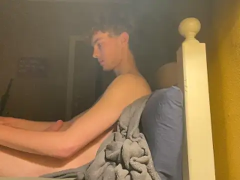 Randy9222 online show from April 16, 2026, 9:39 pm