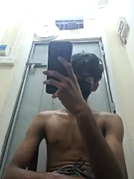 crish09 online show from April 20, 2026, 12:41 pm