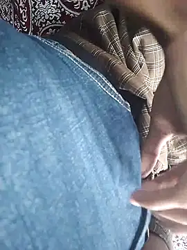 crish09 online show from October 29, 2025, 4:22 am