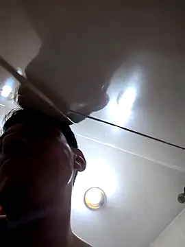 Carlos27hot online show from October 24, 2025, 4:28 pm