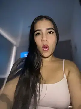 Snapshot of Valery_lux16 chatting on June 27, 2026, 4:46 pm Valery lux16 online show from June 27, 2026, 4:46 pm