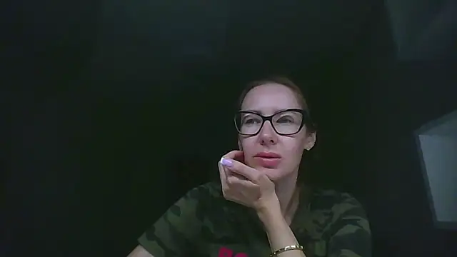 Snapshot of Norivann chatting on July 11, 2026, 4:40 pm Norivann online show from July 11, 2026, 4:40 pm
