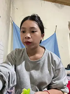 Mayy1 online show from June 12, 2026, 2:09 am