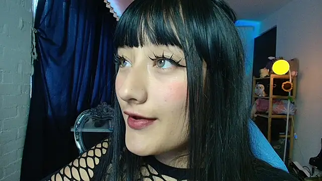 Hinata 21  online show from June 25, 2026, 8:14 pm
