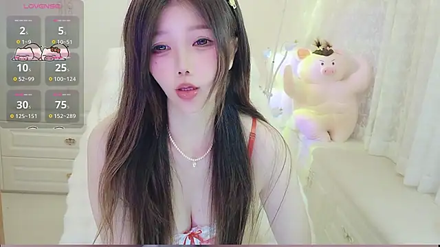 Coco-Di online show from June 7, 2026, 2:06 am