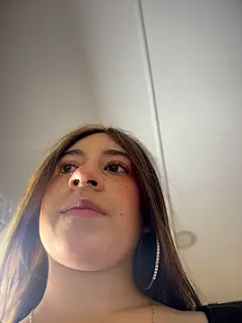 Snapshot of GabySweett_ chatting on June 26, 2026, 12:44 pm GabySweett online show from June 26, 2026, 12:44 pm