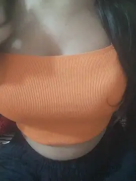 Snapshot of Rosie_Star chatting on February 22, 2026, 7:55 am Rosie Star online show from February 22, 2026, 7:55 am