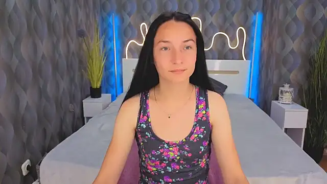 Emilly  Grey online show from June 15, 2026, 5:23 pm