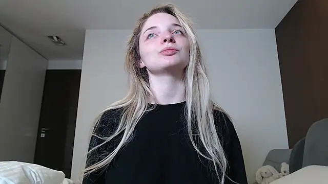 jessicahbelle online show from June 28, 2026, 9:43 pm