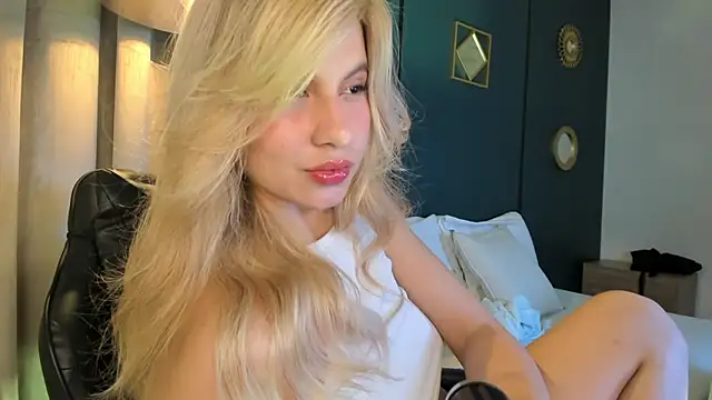 mia curry online show from June 10, 2026, 7:15 pm