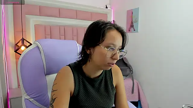 Klaret Toy online show from June 6, 2026, 6:35 pm