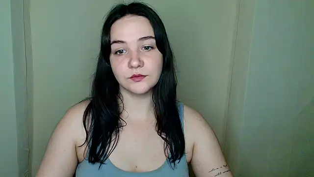 OliviaMontgommery online show from July 8, 2026, 5:13 pm
