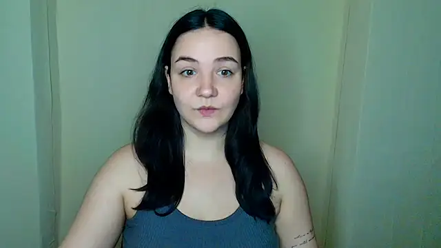 OliviaMontgommery online show from July 12, 2026, 6:42 pm