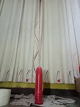 Canelasexo82 online show from April 21, 2026, 4:30 am