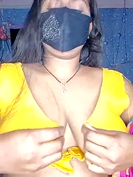 Sweet-Maddlina online show from June 25, 2026, 1:36 am