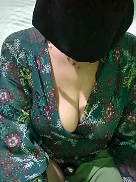 Snapshot of Prinsisa_sara chatting on May 18, 2026, 5:18 pm Prinsisa sara online show from May 18, 2026, 5:18 pm