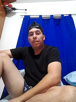 Ezeaxl online show from April 12, 2026, 2:37 am