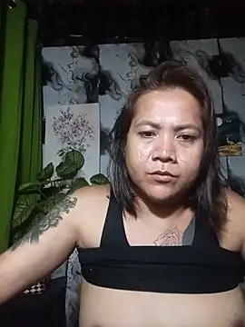 trishacummerts online show from June 12, 2026, 3:43 pm