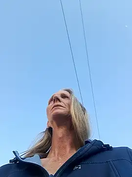 Cheryl F online show from April 22, 2026, 5:42 pm